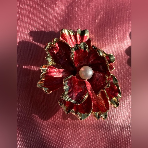 Genuine Freshwater Pearl Floral Brooch Set - Picture 5 of 5